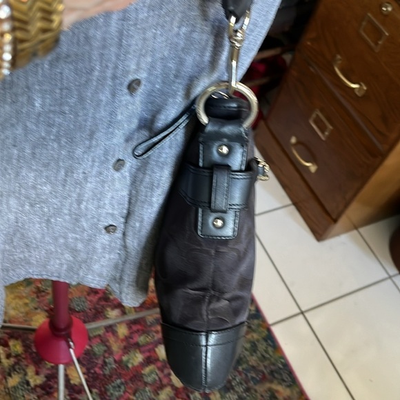 Coach Optic crossbody/shoulder bag like new black signature Fabric/leather - Picture 10 of 16